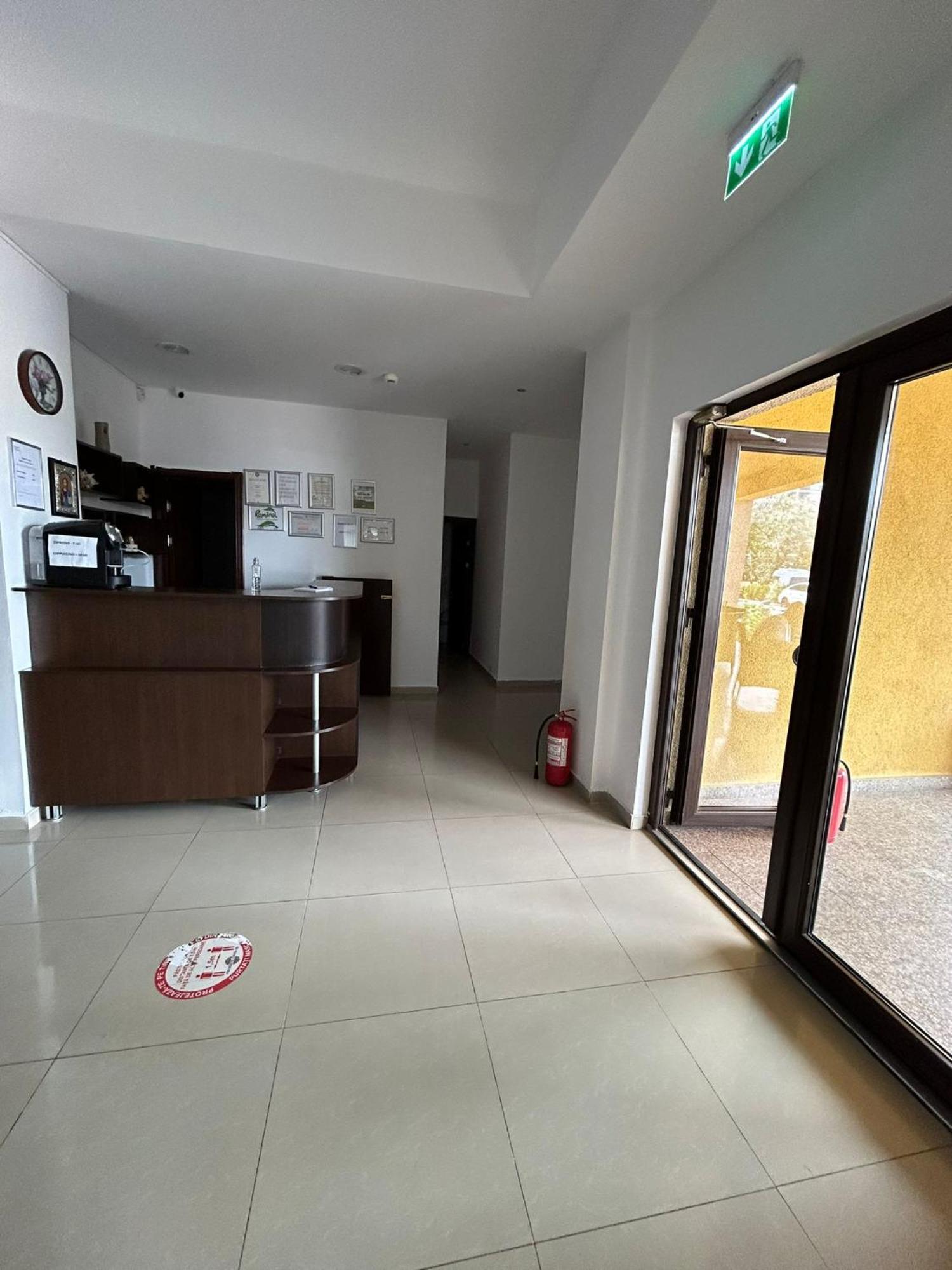 Orient Mamaia Nord Hotel Navodari Exterior photo