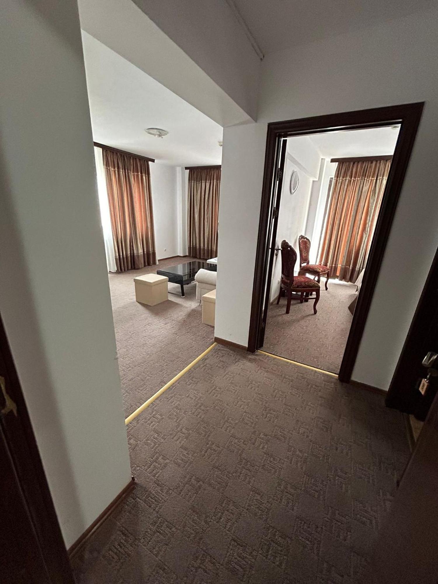 Orient Mamaia Nord Hotel Navodari Exterior photo